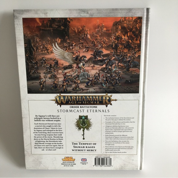 Warhammer Age Of Sigmar - Order Battletome - Stormcast Eternals Hardcover - Picture 2 of 2